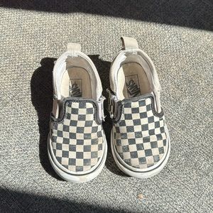 Checkered vans toddler size 6